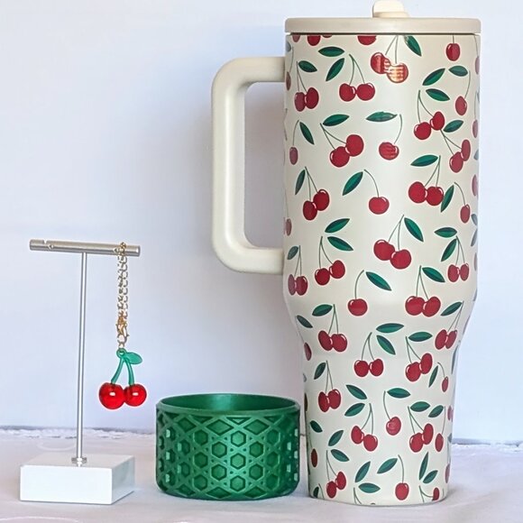 🍒 LIMITED EDITION "Cherry" HydroJug 40oz Traveler with Accessories NWT - Picture 3 of 9